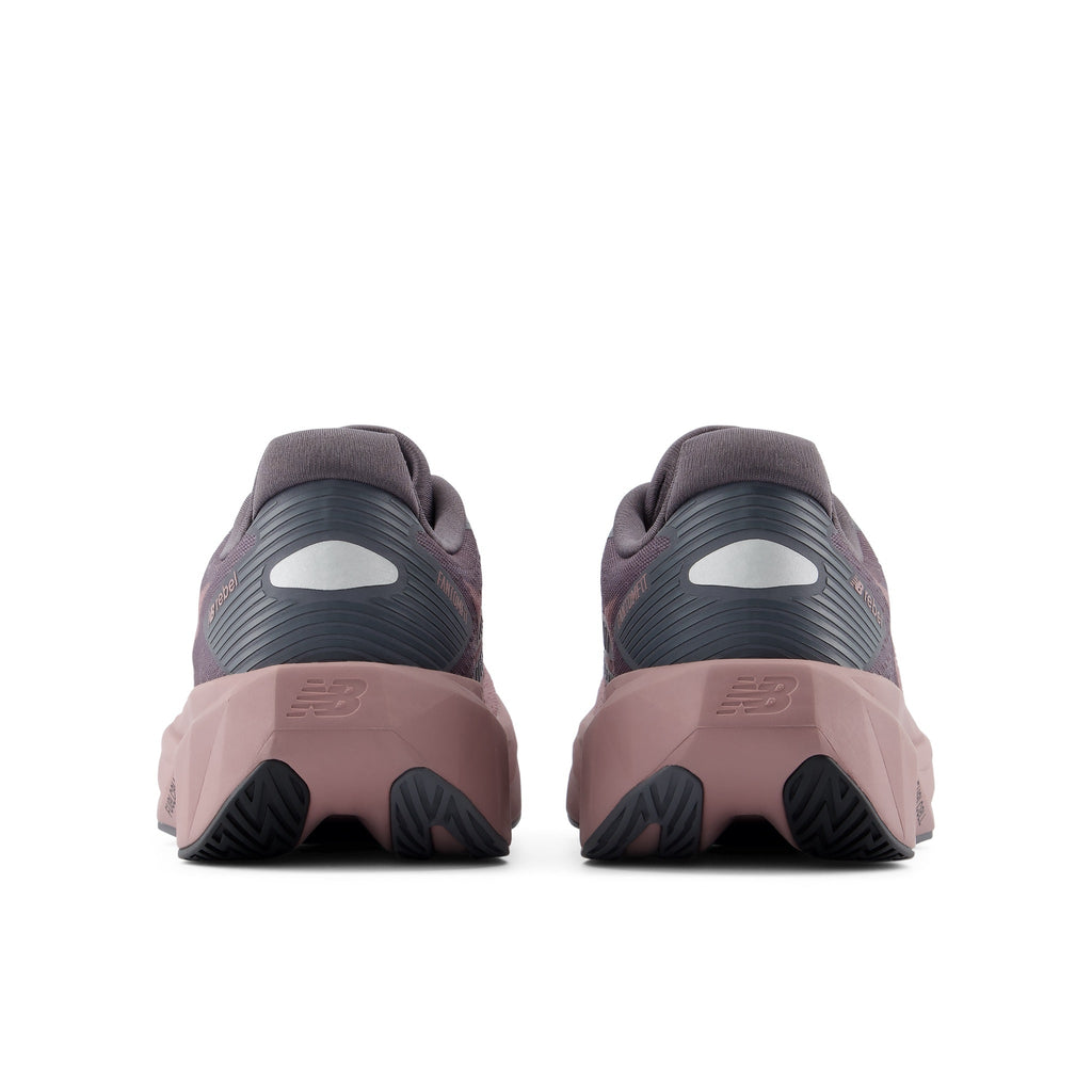 New Balance Womens Fuelcell Rebel V5 - MAGNET