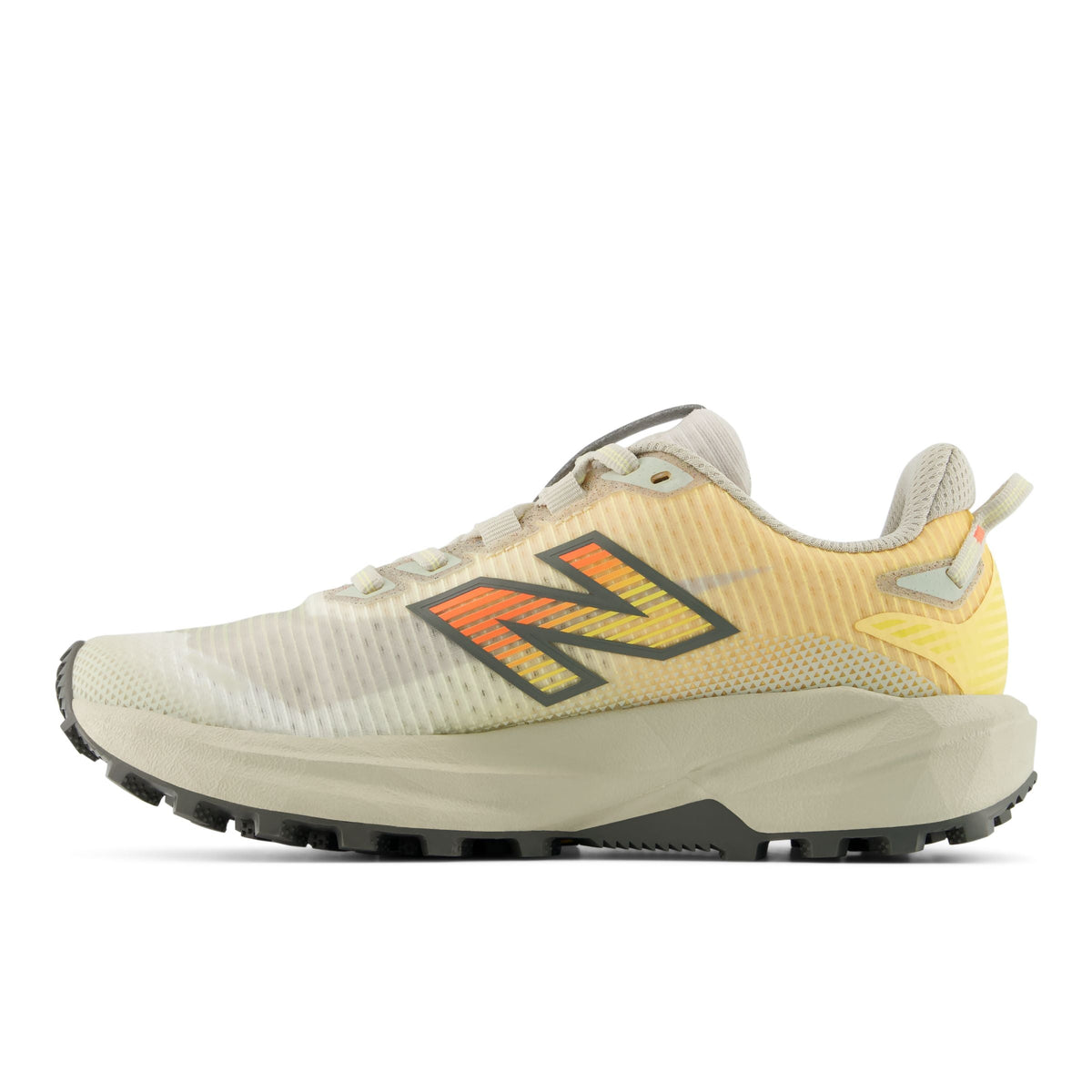 New Balance Womens Fuelcell Rebel Trail - WHITE PEACH (Wide)